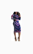 Load image into Gallery viewer, Bold Print Fitted Dress